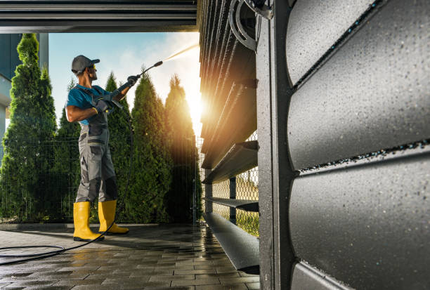 Best Fence Cleaning  in Vinton, IA